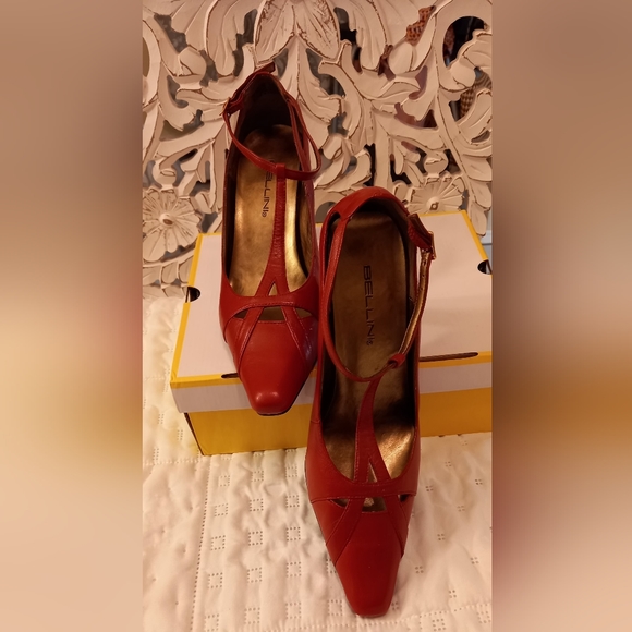 Meet your Posher, Lorraine - Picture 12 of 12